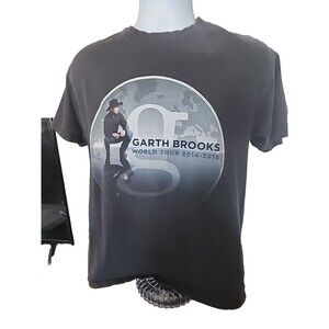 Men's Black Hanes "Garth Brooks World Tour" T-Shirt Size M Pre-Shrunk Cotton